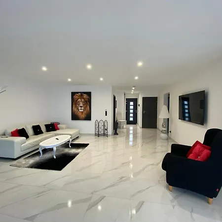 Princesse Neuve & Grand Standing ! Holiday home Valmont (Moselle)