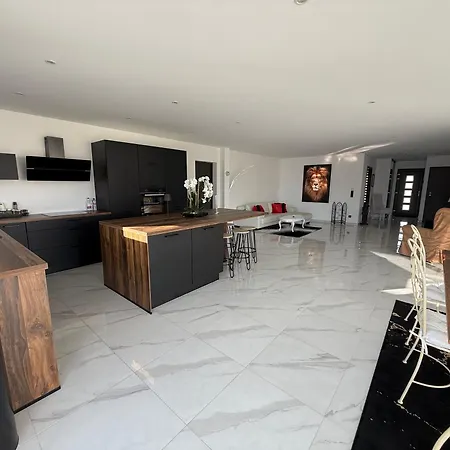 Princesse Neuve & Grand Standing ! Сasa de vacaciones *