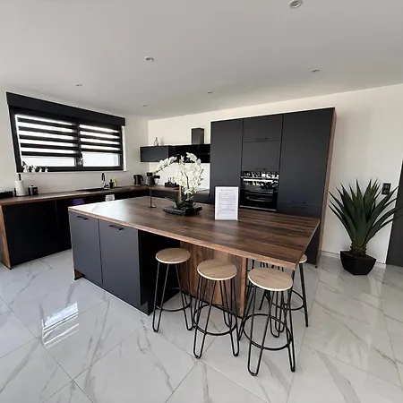 Vakantiehuis Princesse Neuve & Grand Standing ! Valmont (Moselle)