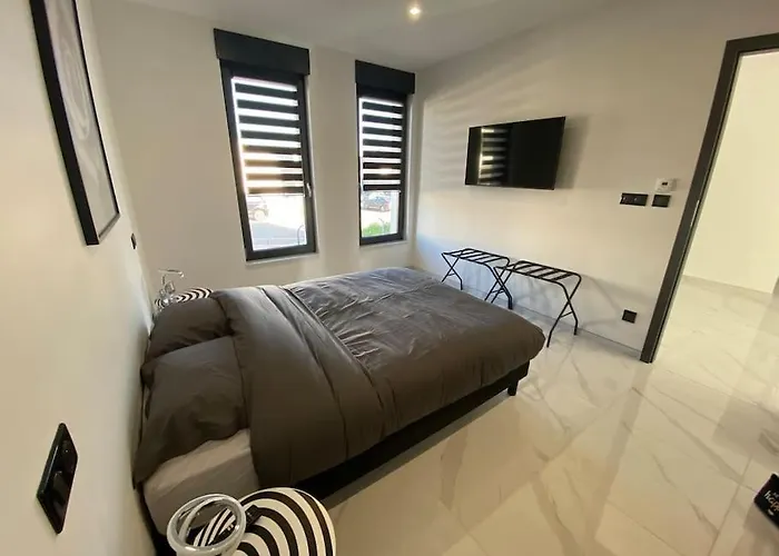 Princesse Neuve & Grand Standing !